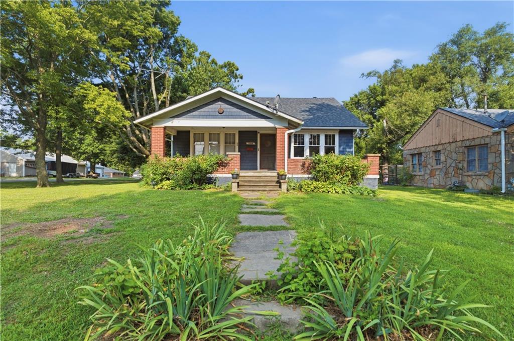 Photo of 1104 S Market Street