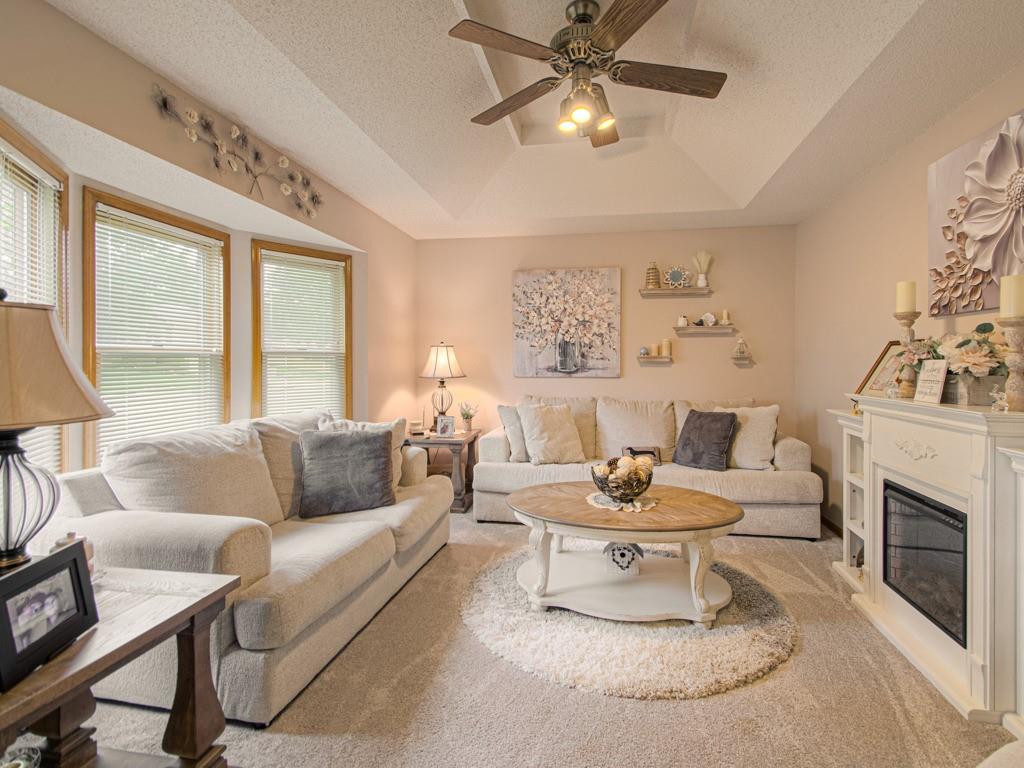 Photo 4 of 1200 Southcrest Drive