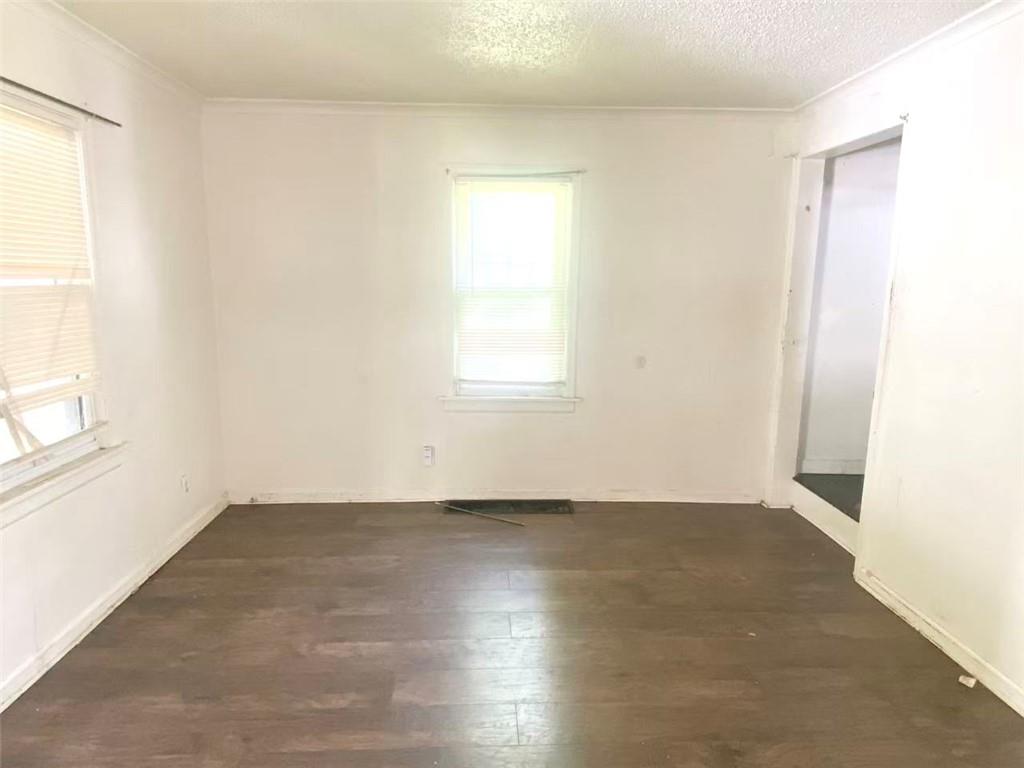 Photo 2 of 4342 Myrtle Avenue