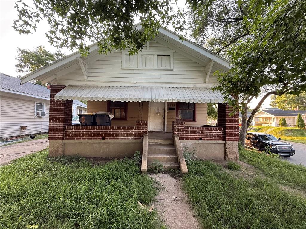 Photo of 2351 Drury Avenue