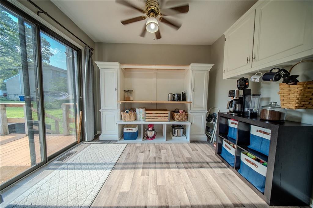 Photo 5 of 9501 W 86th Street