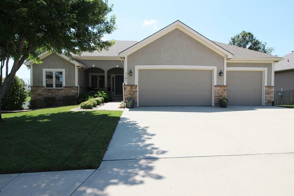 Photo of 1101 NW Pecan Drive