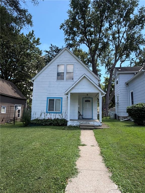 Photo 3 of 4619 E 8Th Street