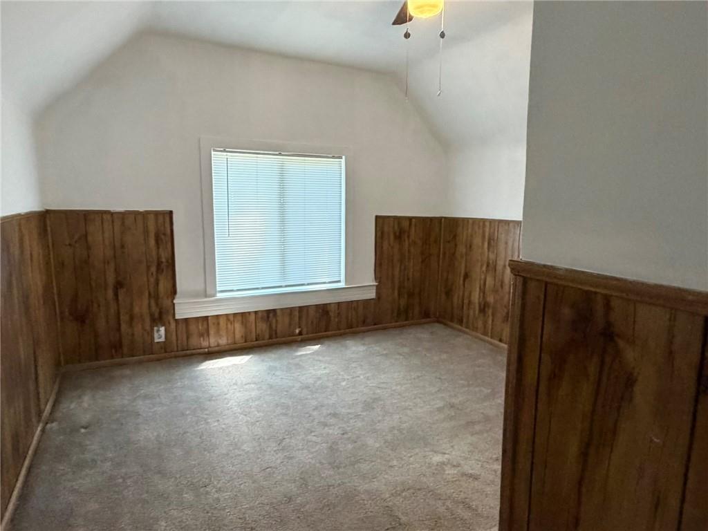 Photo 5 of 4619 E 8Th Street