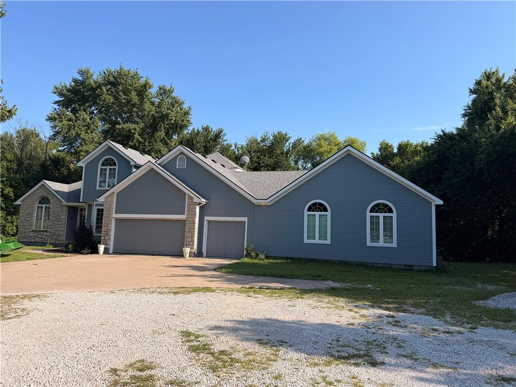 Photo 2 of 33403 E Nebgen Road
