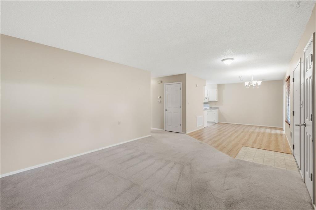 Photo 7 of 1314 W Jenkins Boulevard