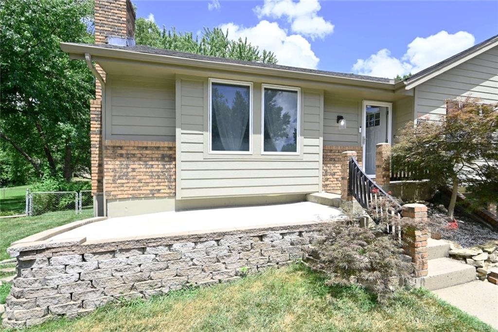 Photo 3 of 7320 NW 78th Street