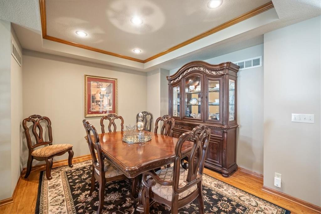 Photo 6 of 804 NW Cedar Lane