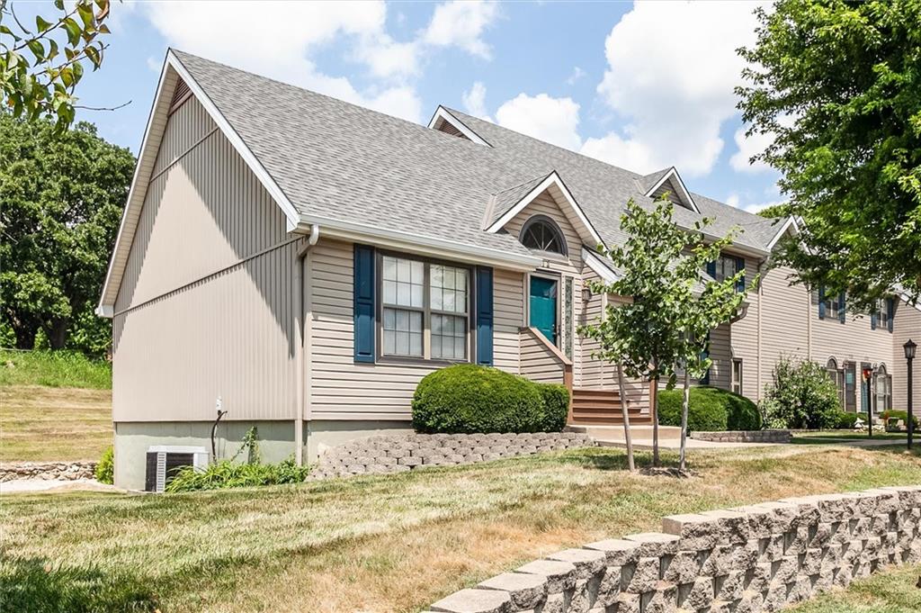 Photo of 112 Stonebridge Lane