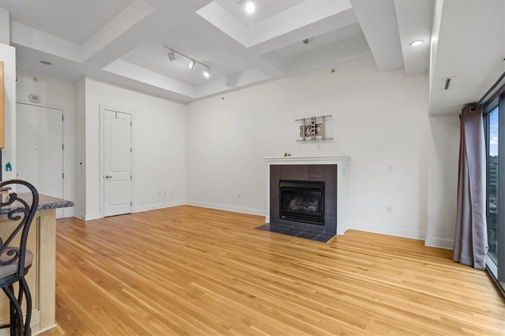 Photo 5 of 1101 Walnut Street #502