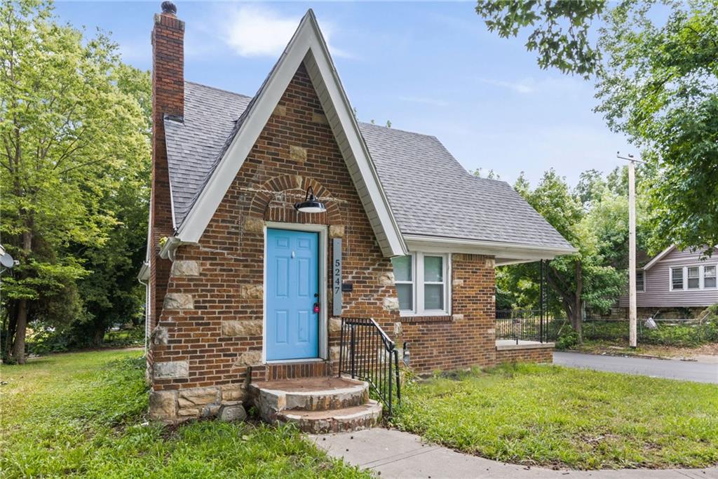 Photo of 5247 Olive Street