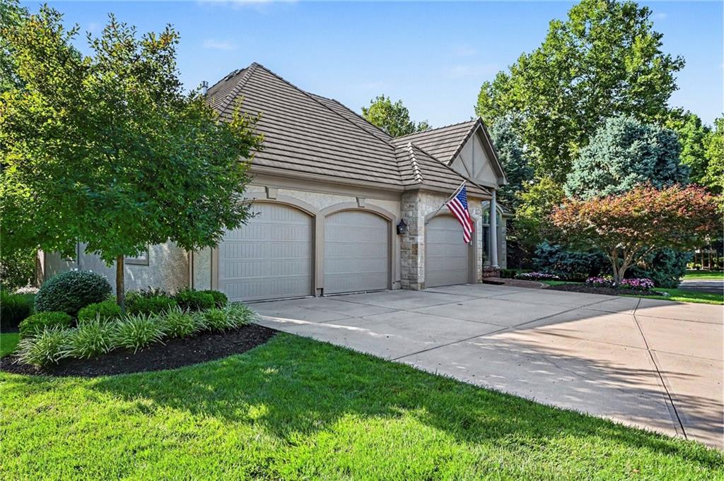 Photo 3 of 11359 El Monte Court