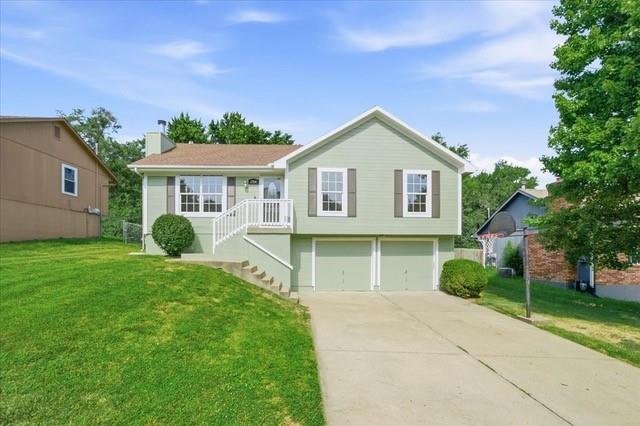 Photo of 1704 N LAZY BRANCH Road