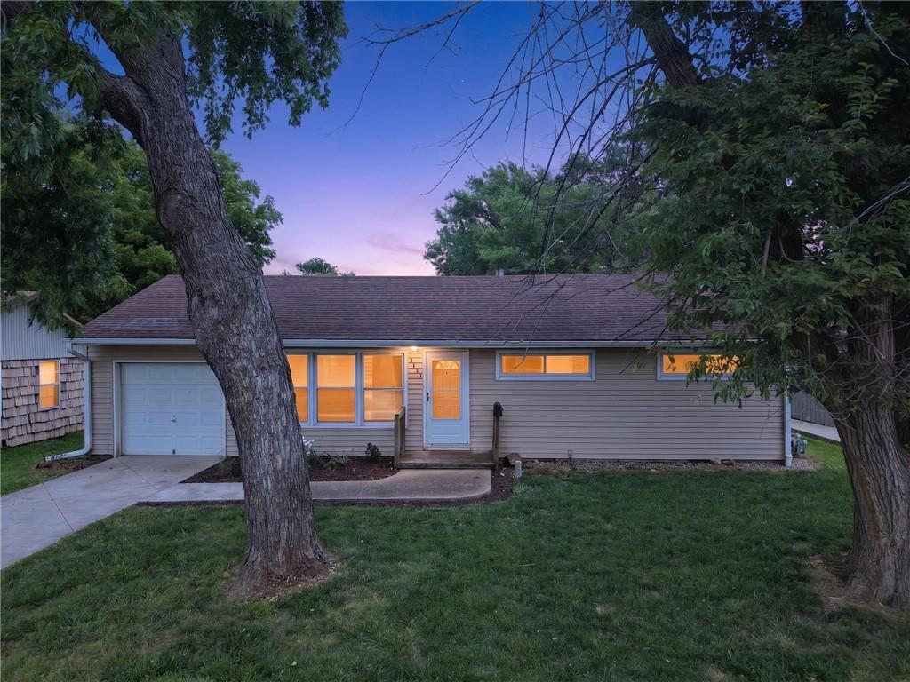 Photo 6 of 3131 S 46th Terrace