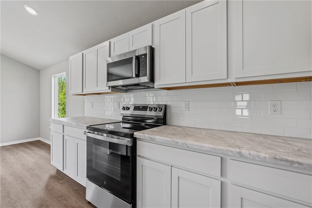 Photo 4 of 20263 W 195th Street