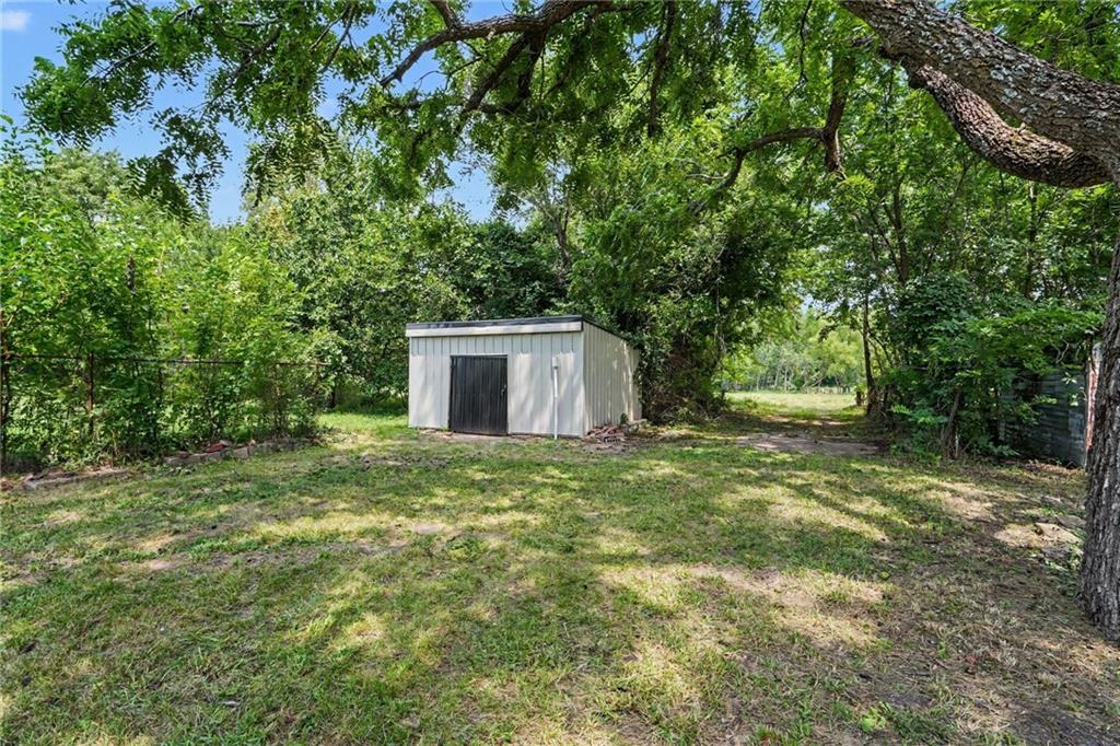 Photo 6 of 7560 Hoover Road