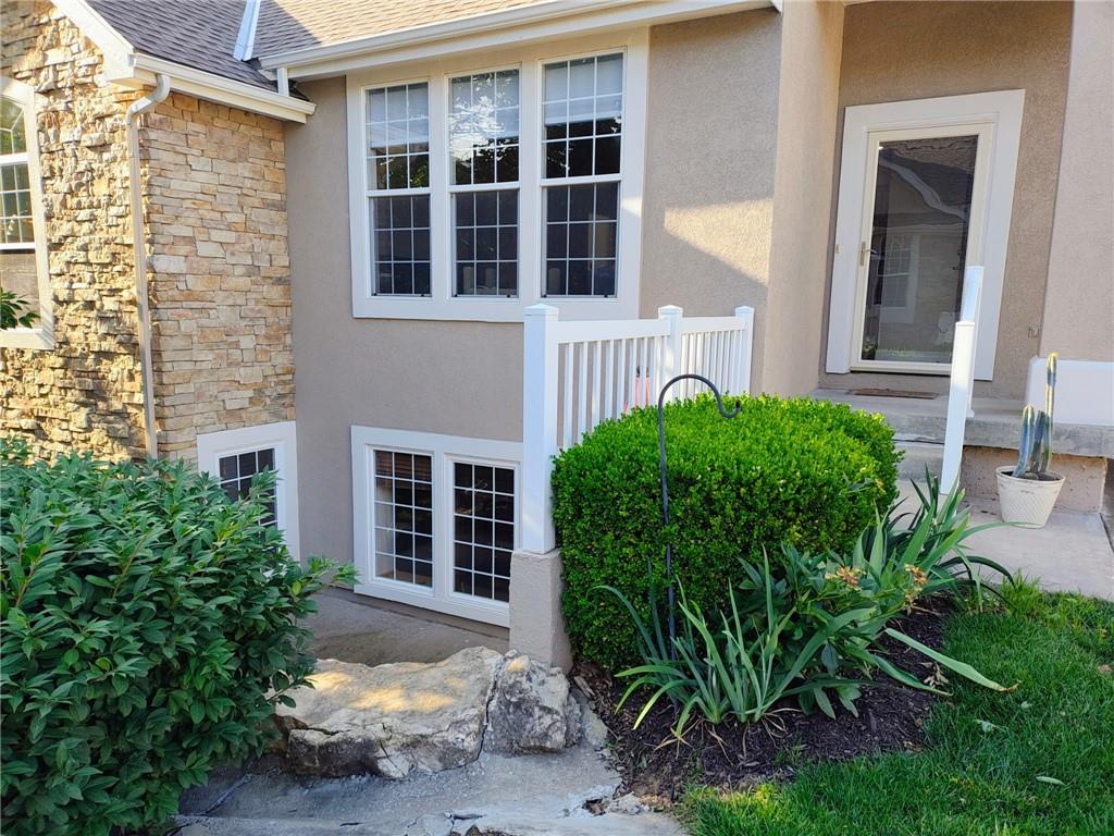 Photo 2 of 11575 S Bell Court Drive#104 Drive