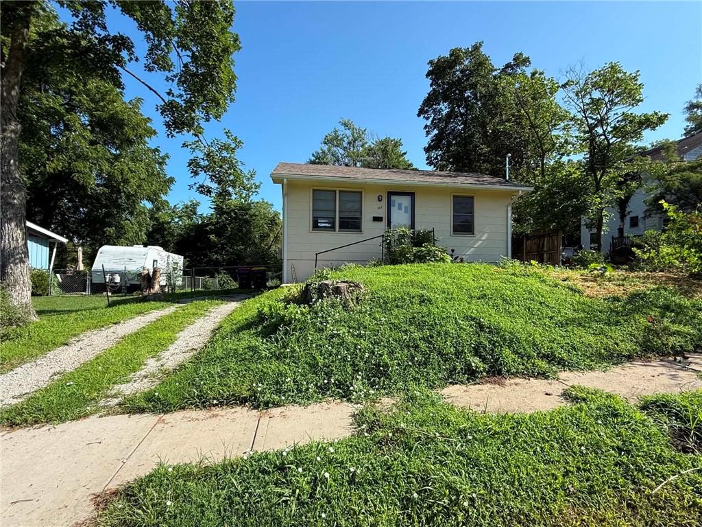 Photo of 902 Williams Street