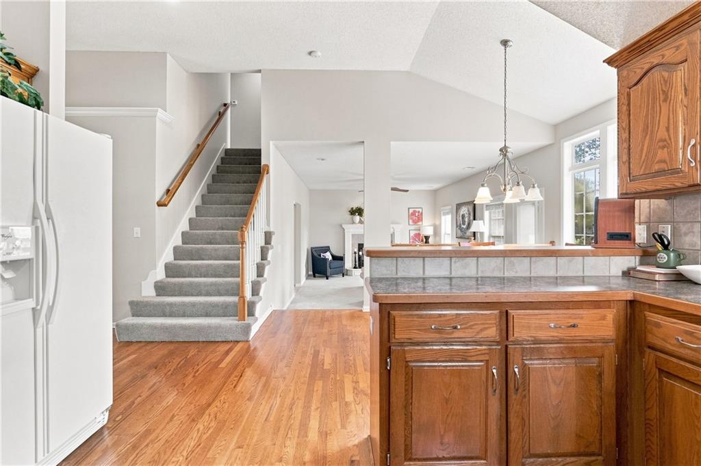Photo 5 of 525 Parma Way