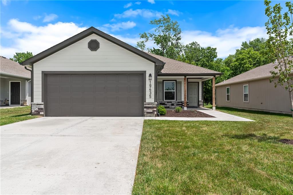 Photo of 2790 Woodfield Drive