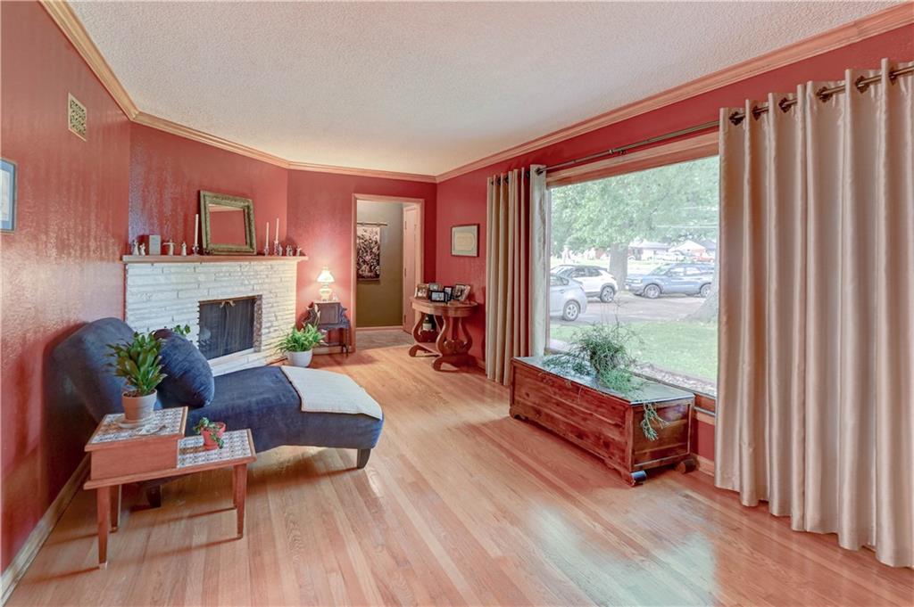 Photo 6 of 4644 Blue Ridge Boulevard