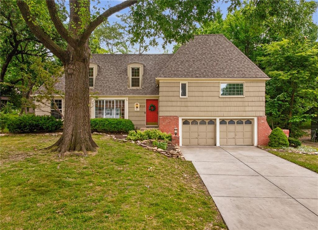 Photo of 9104 W 106th Street in Overland Park, KS