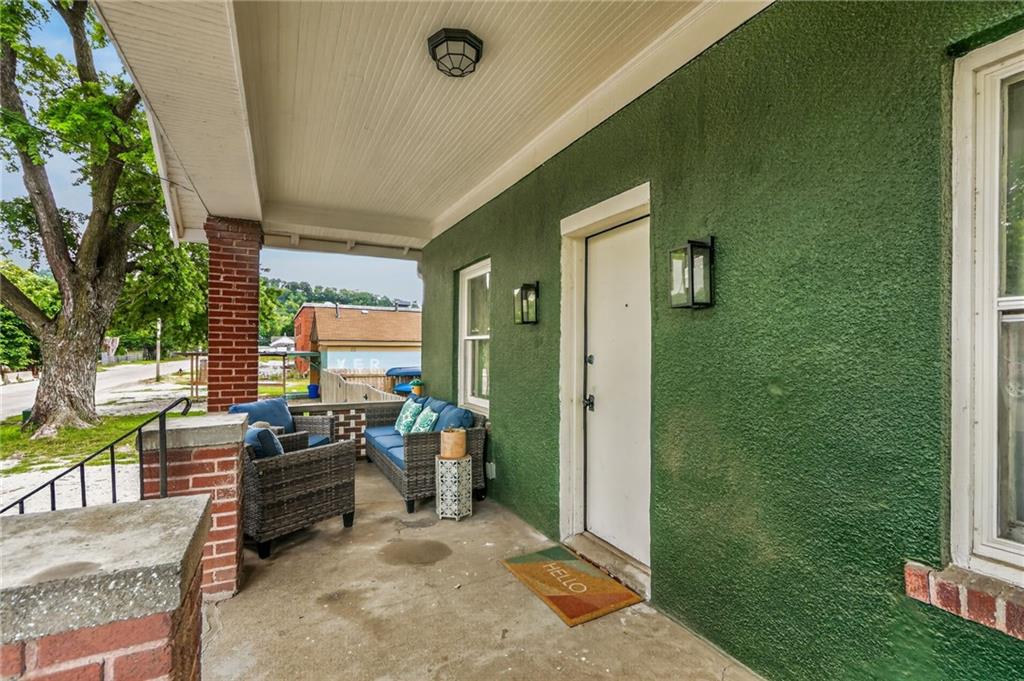 Photo 6 of 738 N Garland Avenue