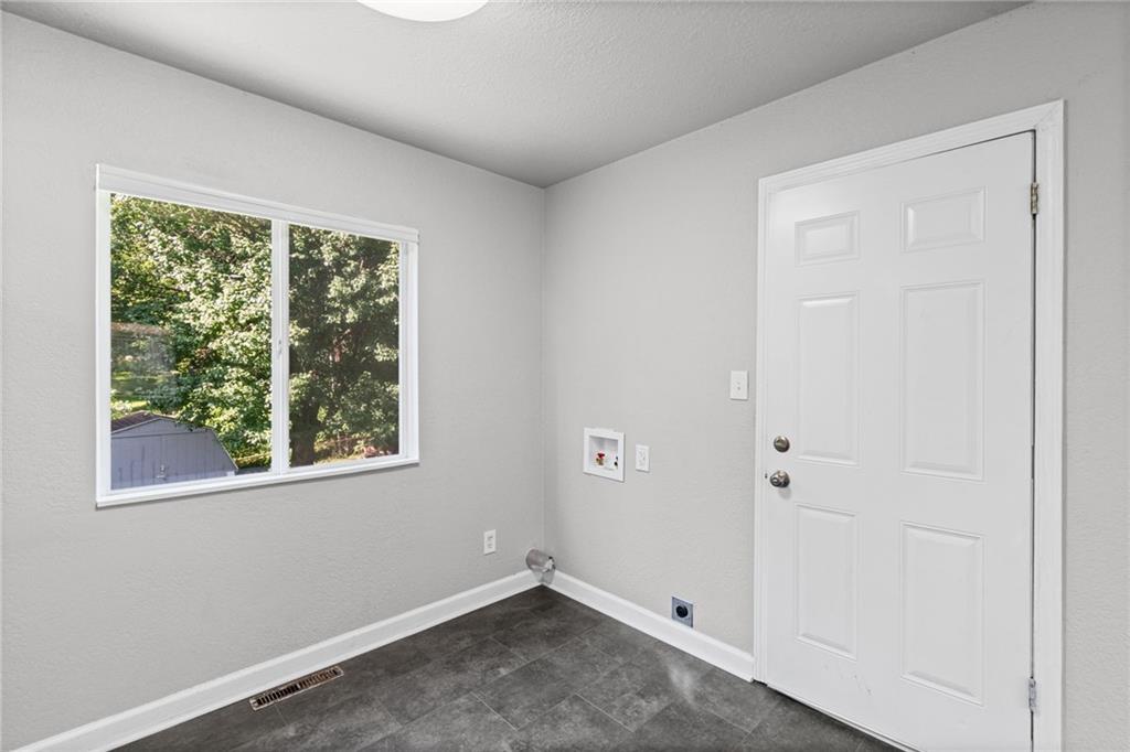 Photo 7 of 703 W 28th Street N