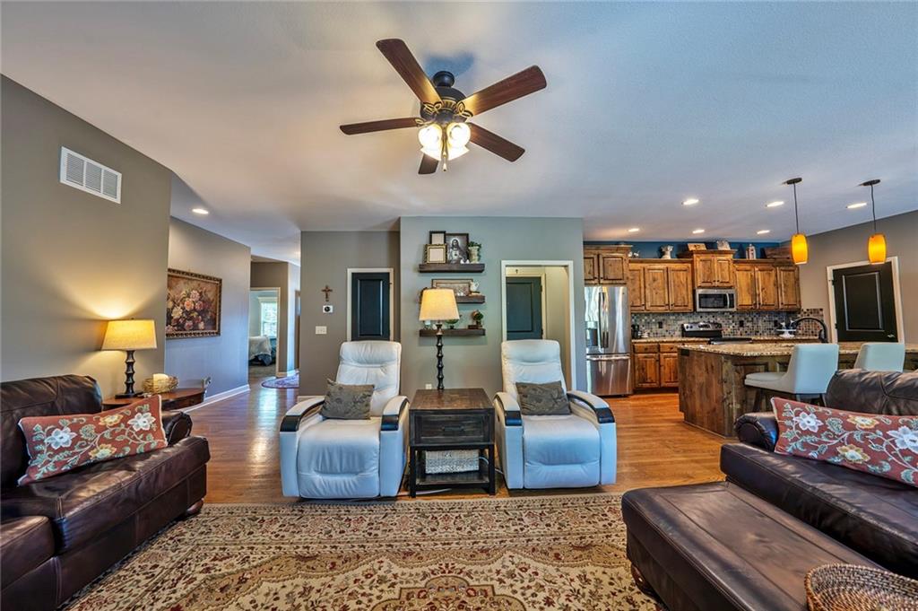 Photo 6 of 6208 Crystal Lane