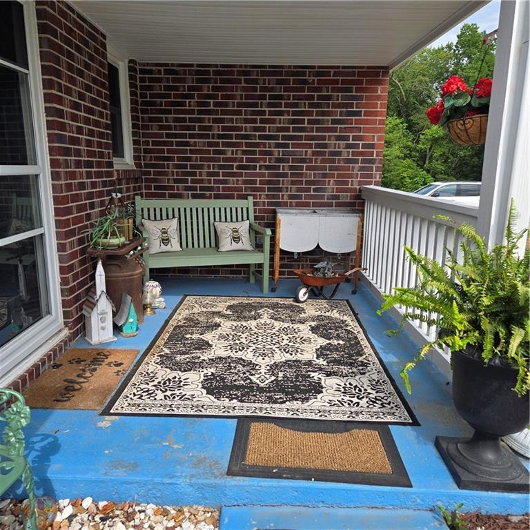 Photo 3 of 920 Tracy Avenue