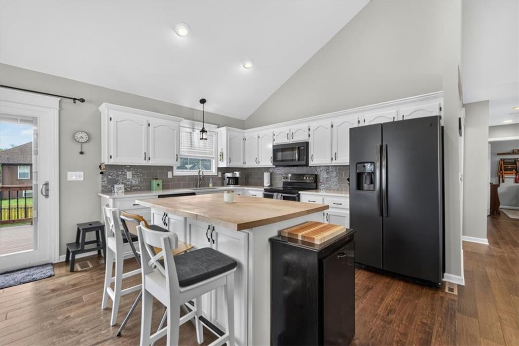 Photo 4 of 1505 Birch Drive