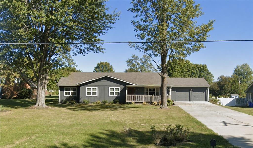 Photo of 204 NW Obrien Road in Lee's Summit, MO
