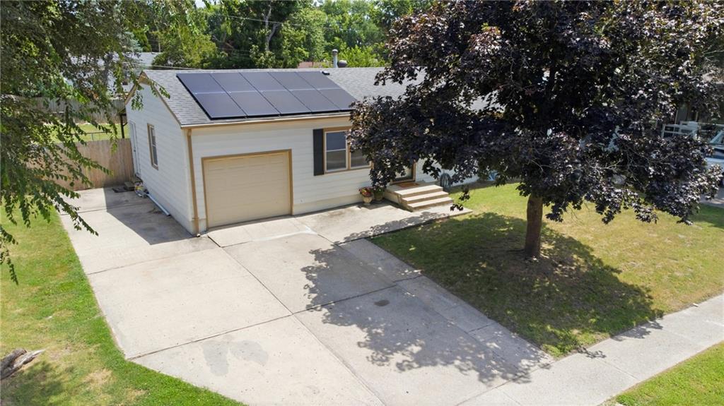 Photo 4 of 1211 N Cedar Crest Drive