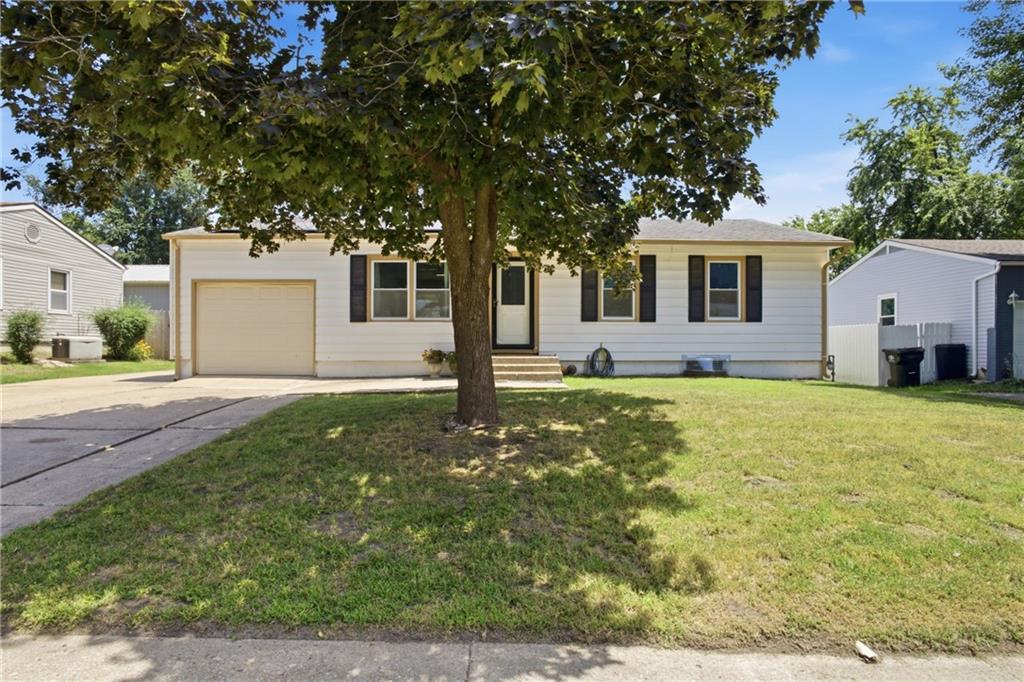 Photo 6 of 1211 N Cedar Crest Drive