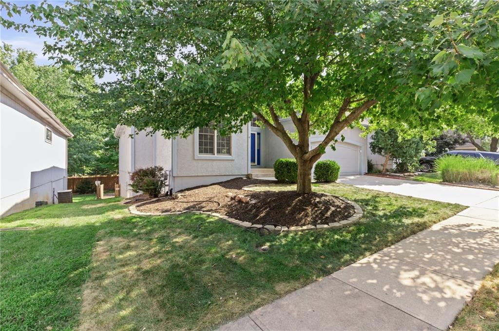 Photo 2 of 11413 W 114th Street