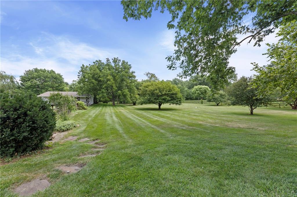 Photo 2 of 15005 S Rosehill Road