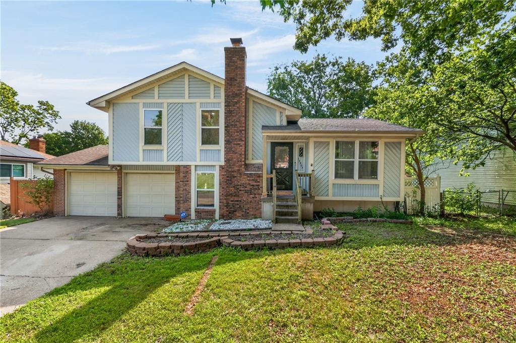 Photo of 13307 Overhill Road in Grandview, MO