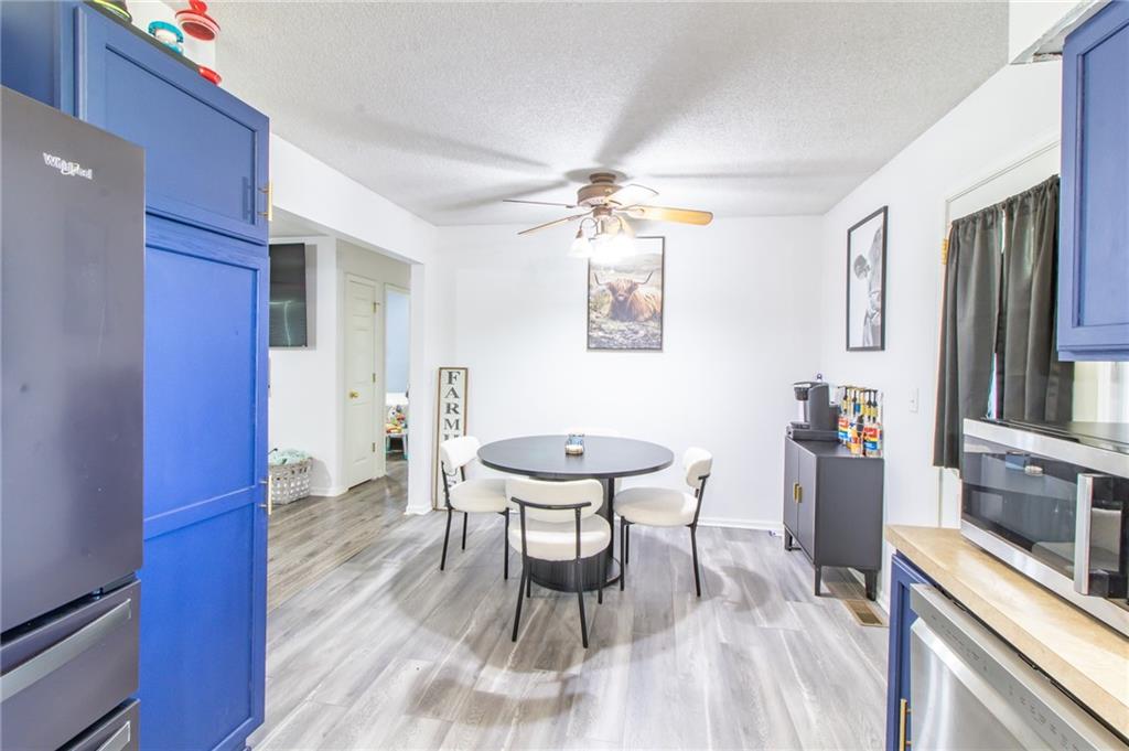 Photo 4 of 808 SE 19th Street