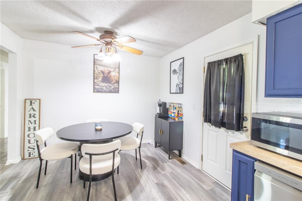 Photo 5 of 808 SE 19th Street
