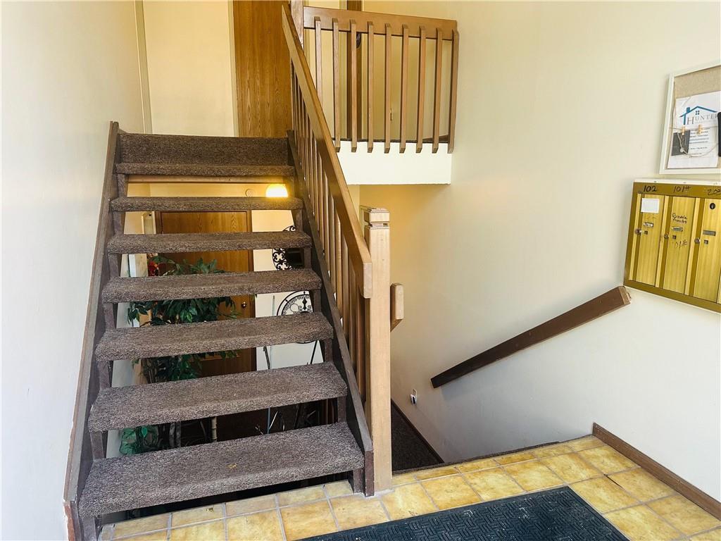 Photo 3 of 8139 Holmes Road #202