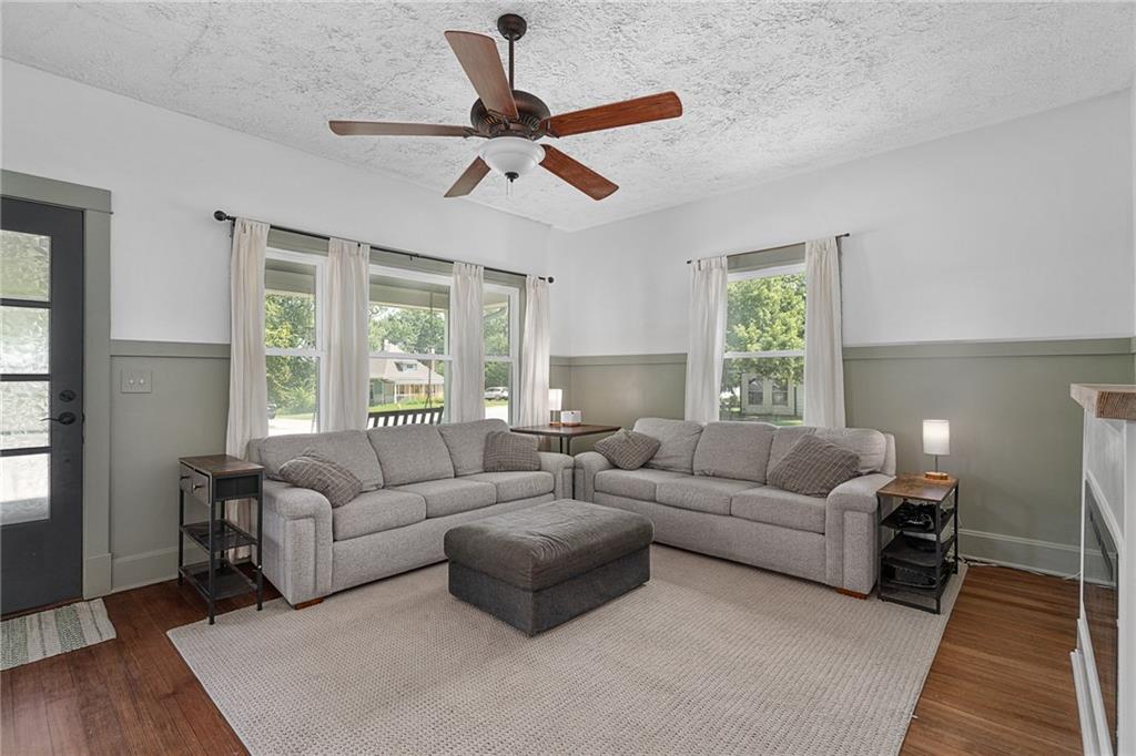 Photo 7 of 426 N Nettleton Avenue
