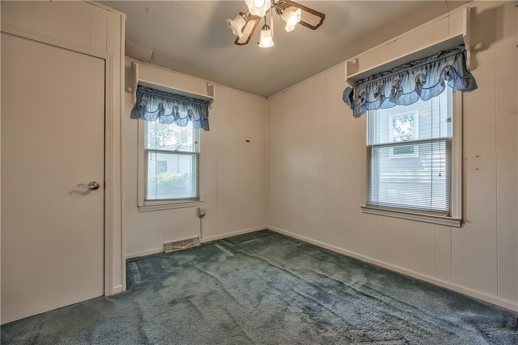 Photo 7 of 412 W Insley Avenue