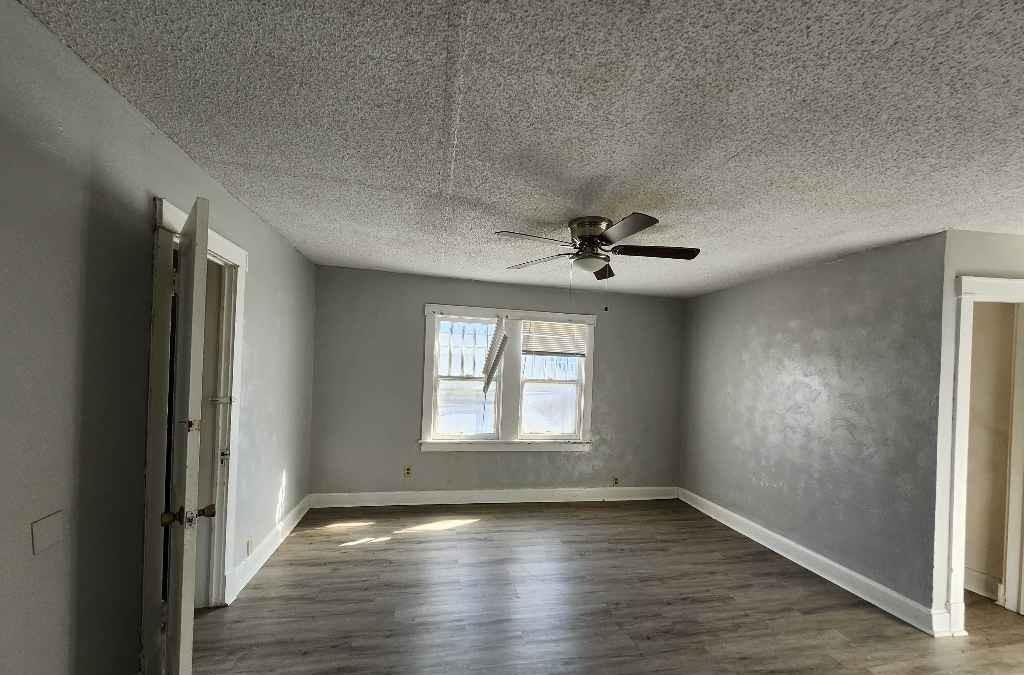 Photo 6 of 3306 Indiana Avenue