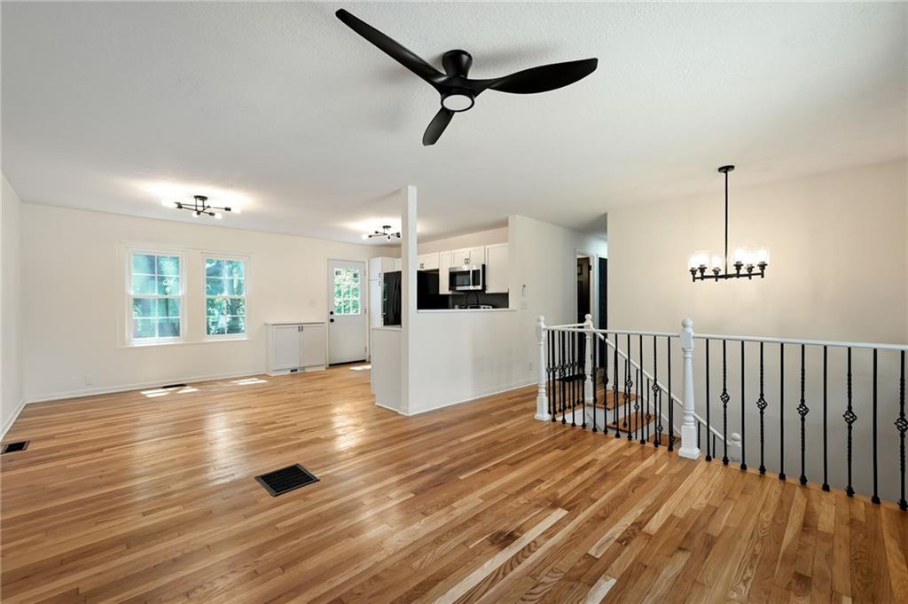 Photo 6 of 8263 Barnett Avenue