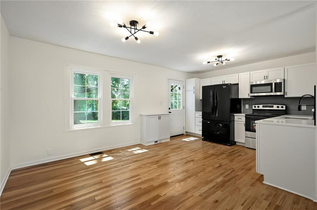 Photo 7 of 8263 Barnett Avenue