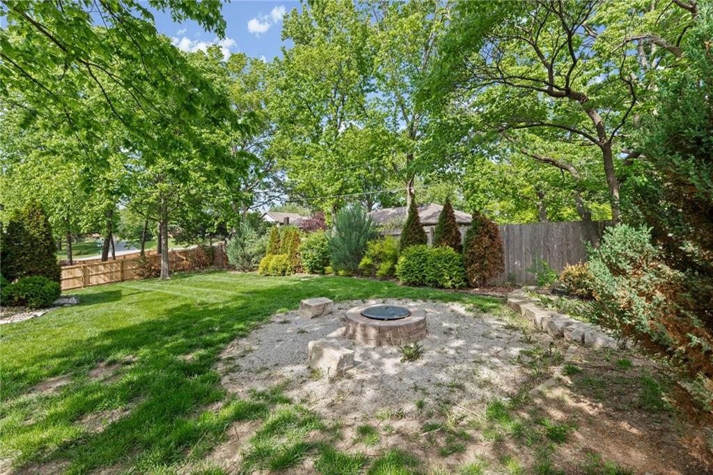 Photo 6 of 8119 NW Venita Street