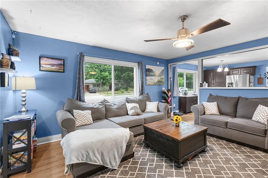 Photo 5 of 1333 E 19th Street
