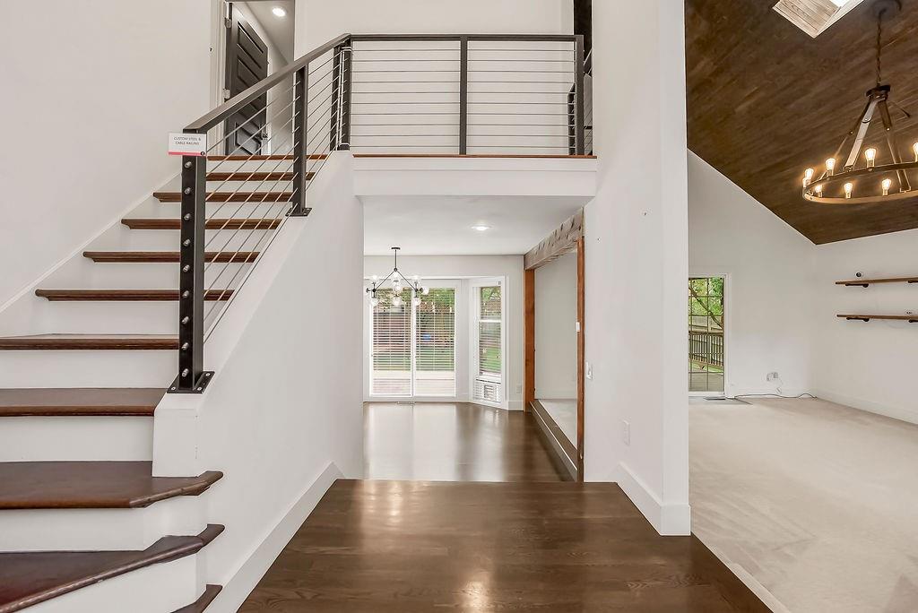 Photo 5 of 14730 S Locust Street