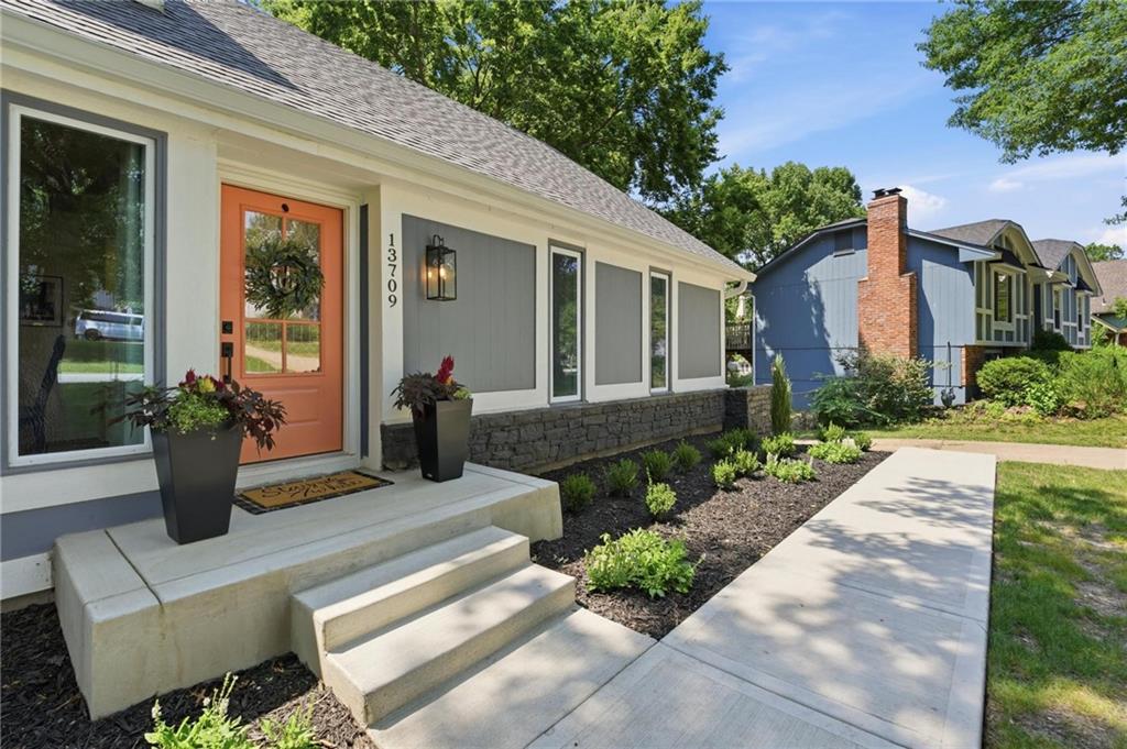 Photo 2 of 13709 W 70th Street