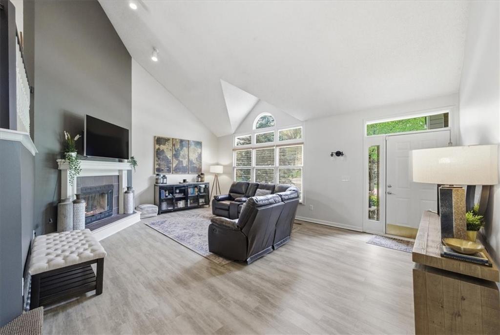 Photo 6 of 12502 S Alcan Circle